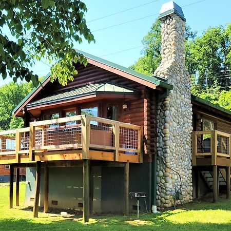 Skinny Dippin'-River Front- Free Tickets-Dog Friendly-Sleeps 6 بيدجن فورج المظهر الخارجي الصورة